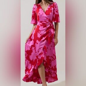 Beautiful SUGARLIPS wrap style dress.  Women’s size 12, Large.